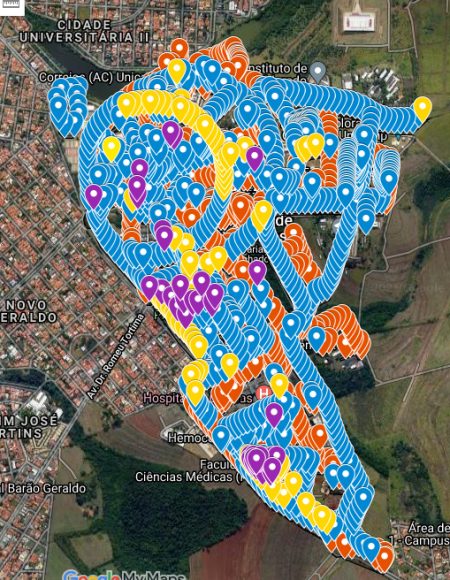 Ponto laranja: poste com 1 luminária; Ponto azul: poste com 2 luminárias; Ponto amarelo: poste com 3 luminárias; Ponto roxo: poste com 4 luminárias